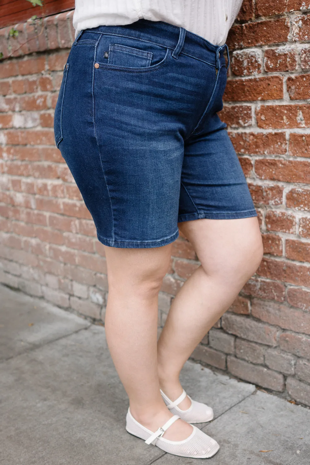 Aria High Rise V-Front Bermuda - PLUS