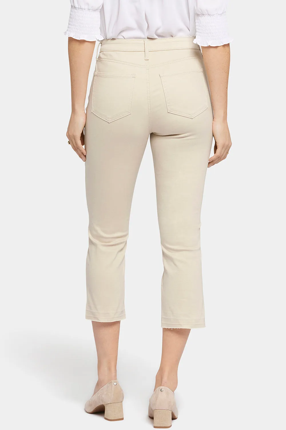 Chloe Capri Jeans In Petite - Feather