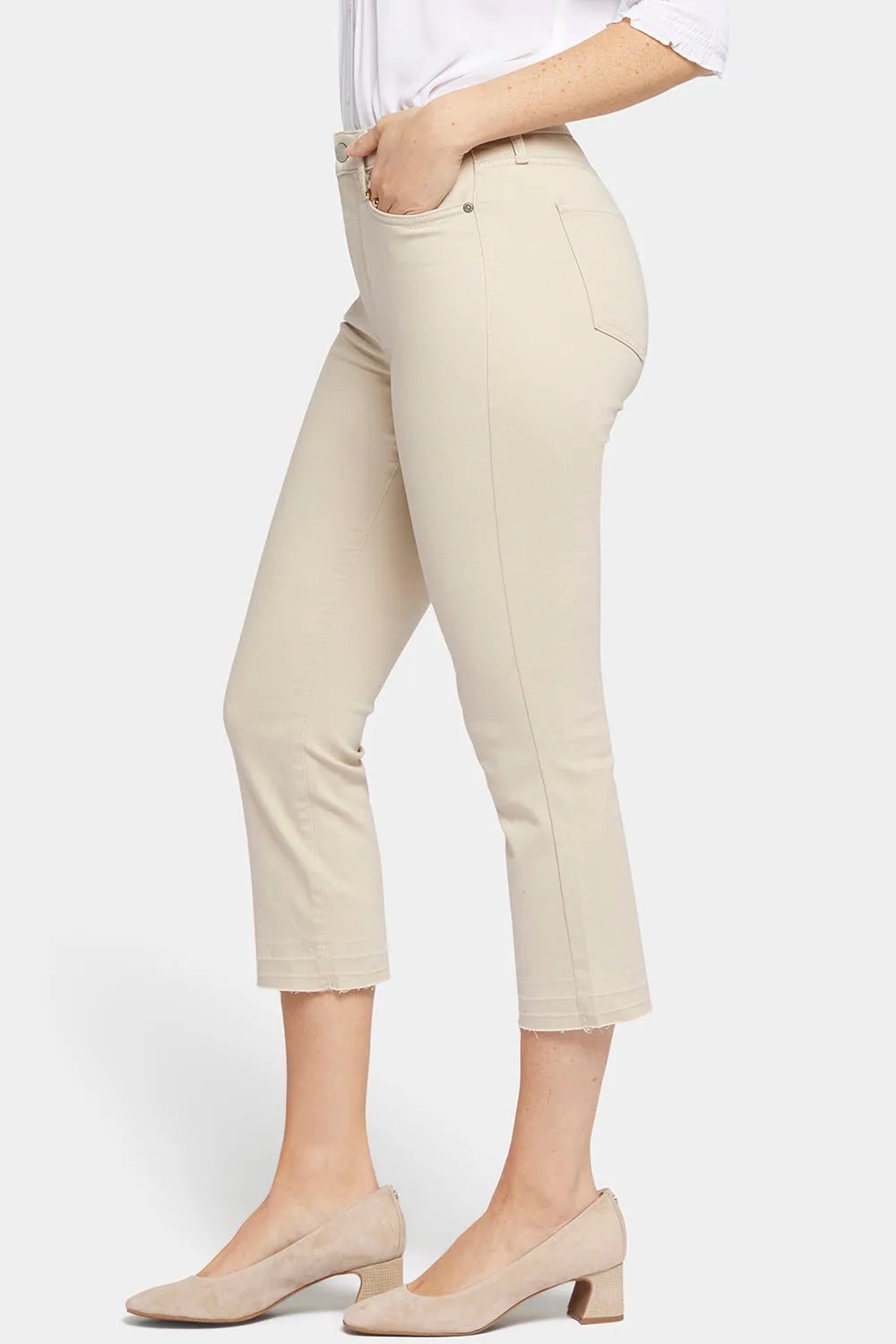 Chloe Capri Jeans In Petite - Feather