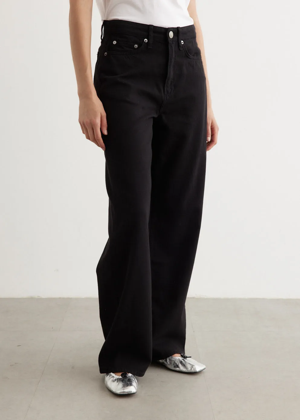 Featherweight Logan Jeans