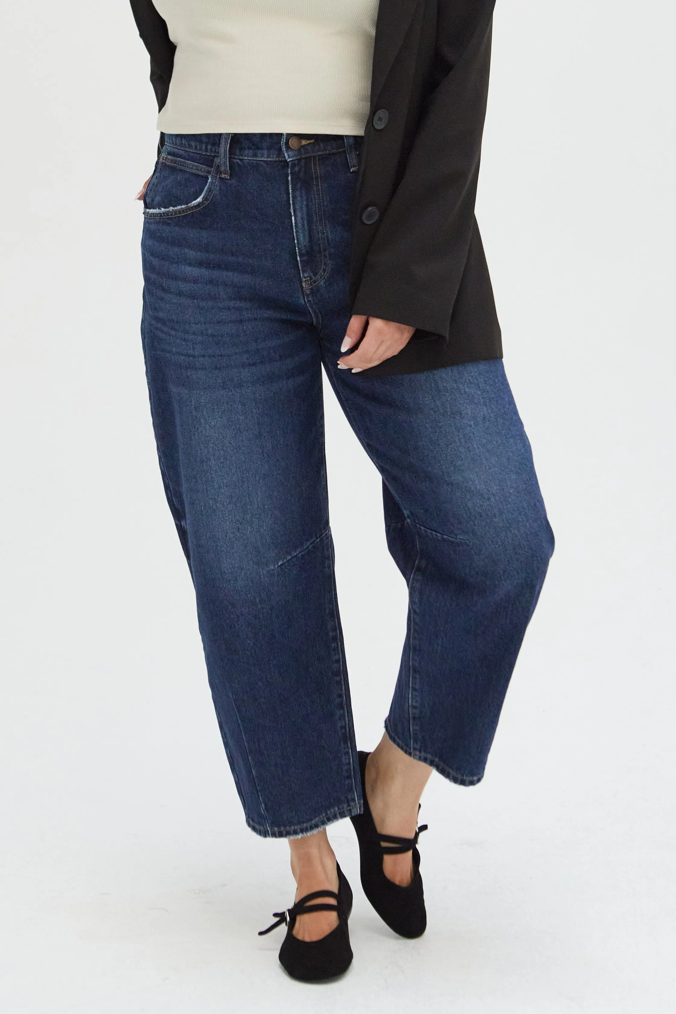 Harlow Barrel Leg High Rise Darted Dark Worn