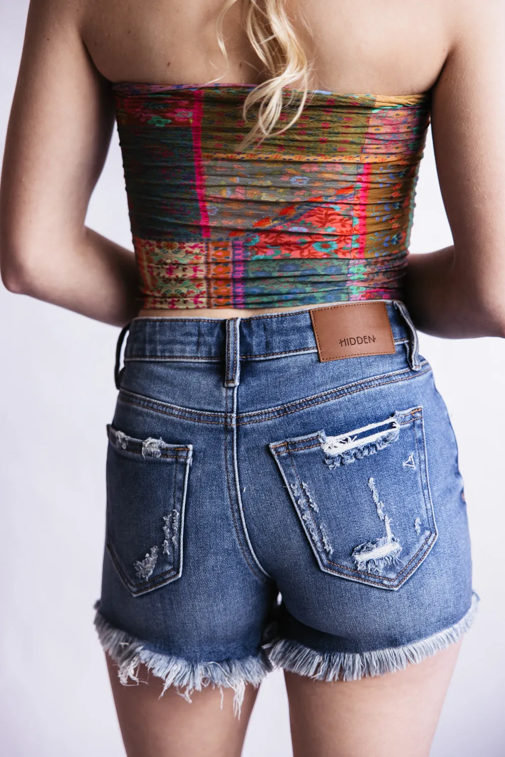 Hidden Frayed Hem Stretch Dark Wash Denim Shorts for Women | HD4183-DK