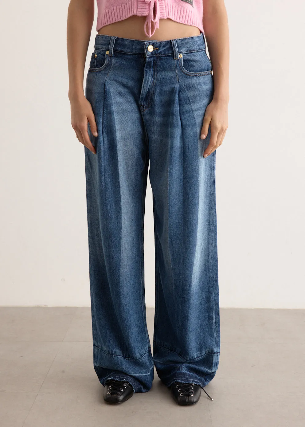 Light Denim Pleated Jeans