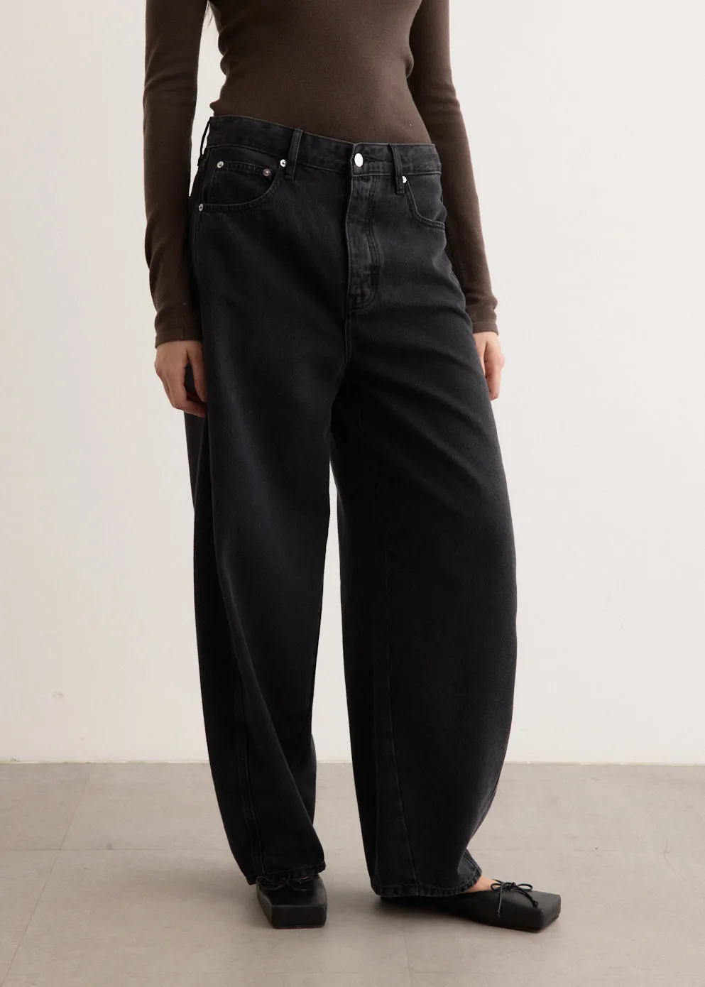 Mid Rise Balloon Jeans