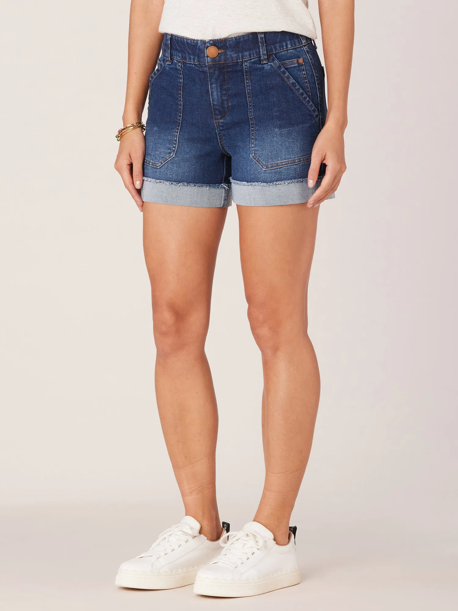"Ab"solution High Rise Short with 4.5" Inseam