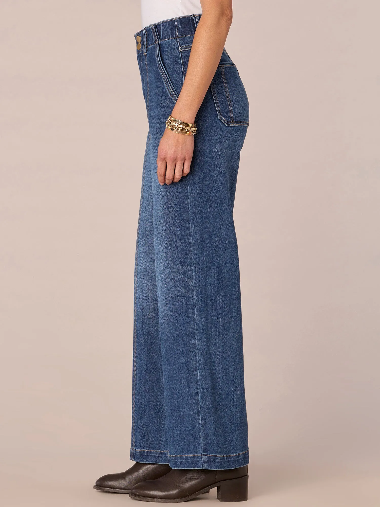 "Ab"solution Skyrise Petite Wide Leg Jeans with Center Front Seam