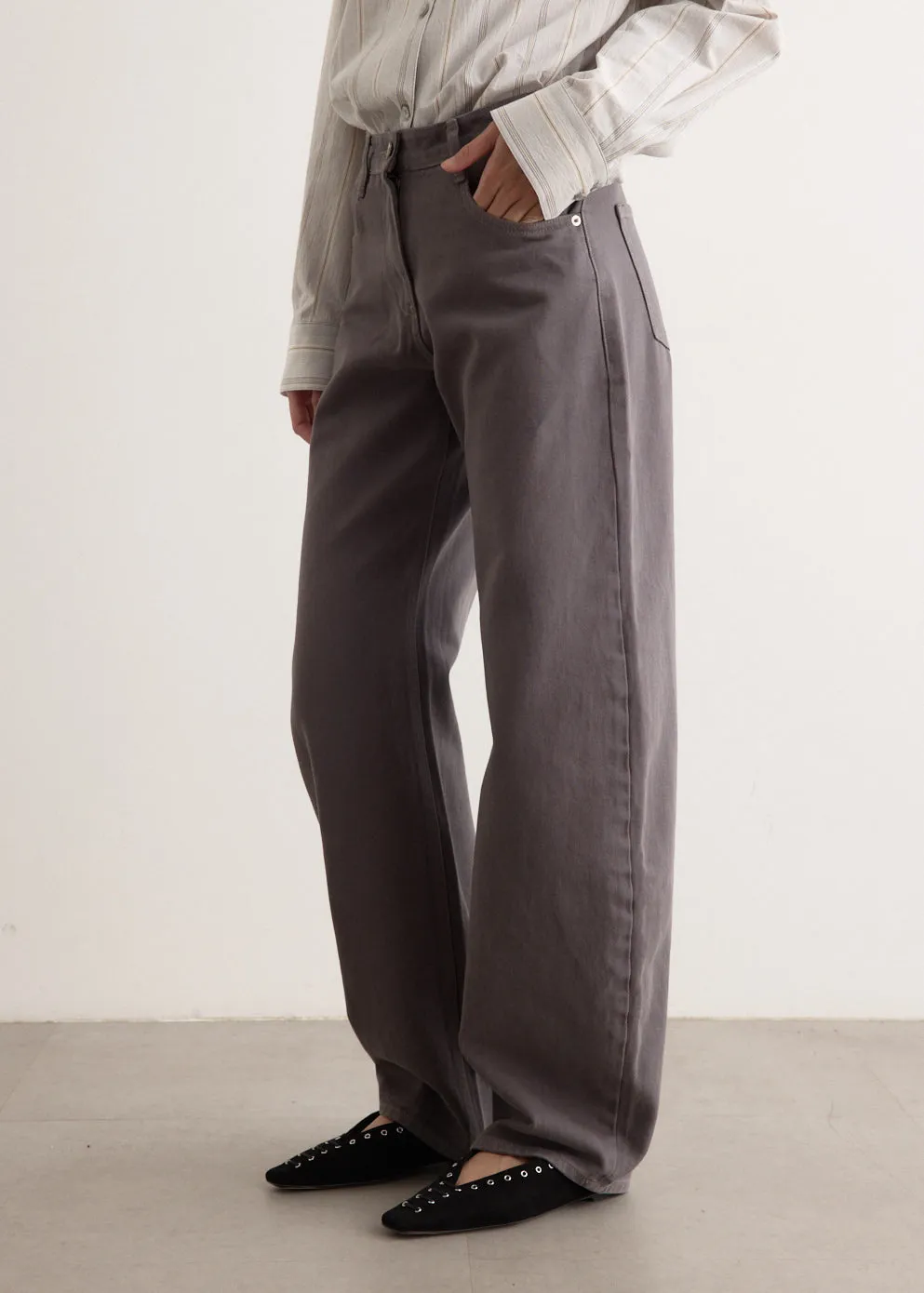 Wide Cocoon Fit Jeans